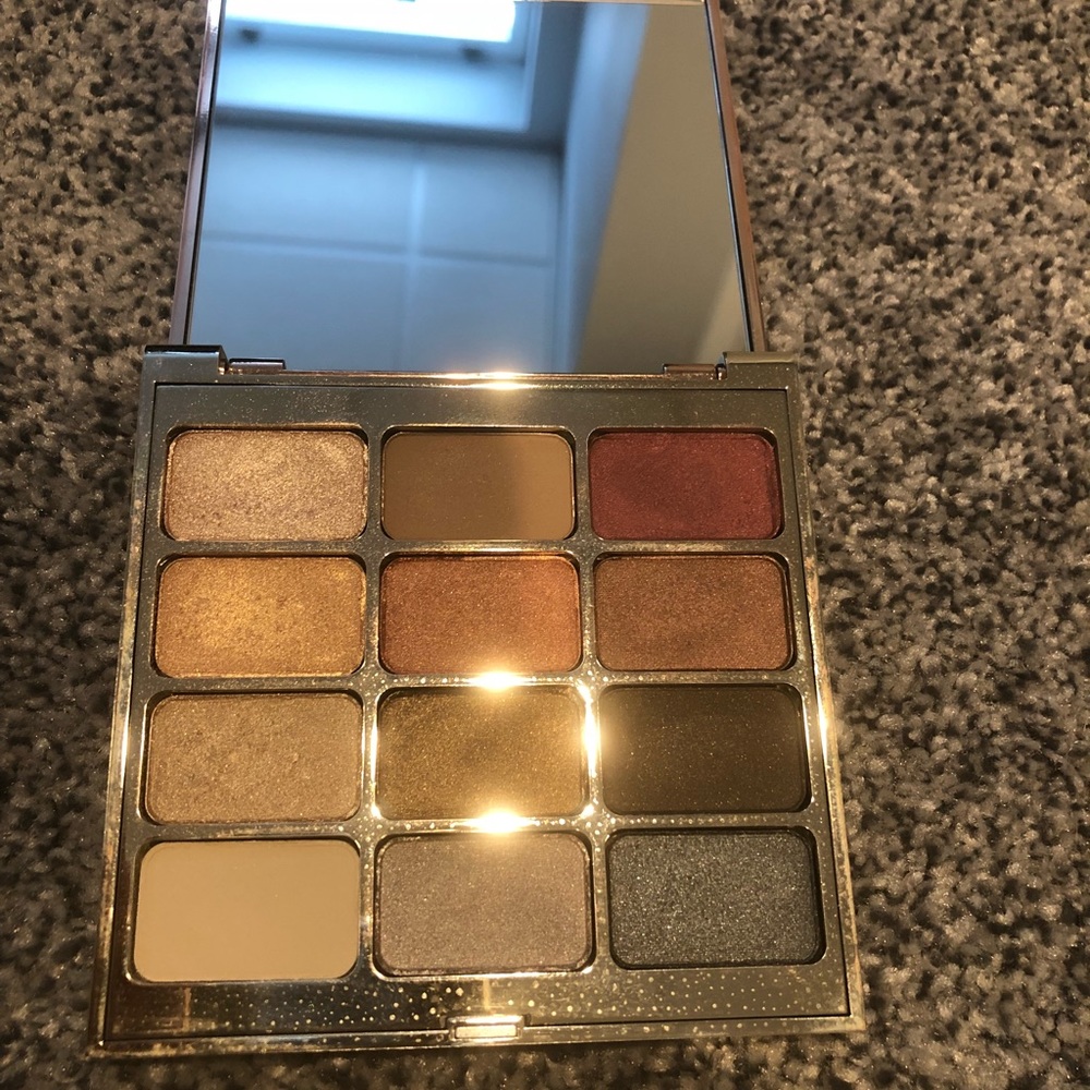 Stila Eyes are the Window Spirit Palette